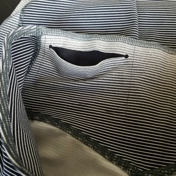 Nike Dri-FIT Ombre Stripe Mid-Rise Leggings S Full Length - Picture 4 of 10